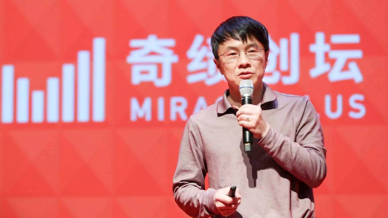 奇迹创坛：陆奇